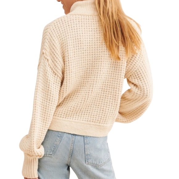 EUC FREE PEOPLE Micah Cardi Sweater Ivory Wooden Toggle Button Women’s Sz Small - Picture 2 of 8